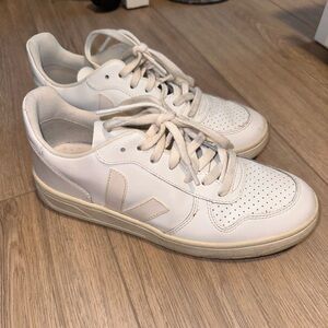 Veja sneakers